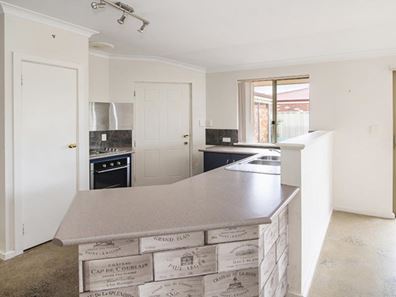 5/5 Carmia Glen, West Busselton WA 6280