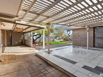 8 Nola Place, Maddington WA 6109