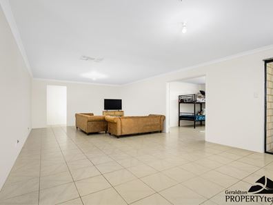 7 Carmela Corner, Wandina WA 6530