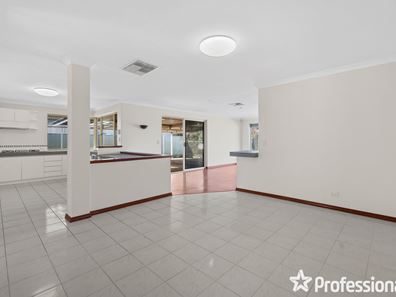 5 The Ramble, Canning Vale WA 6155