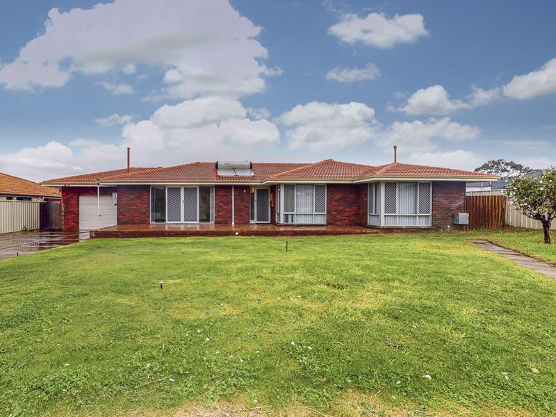 74 Kemp Street, Pearsall WA 6065