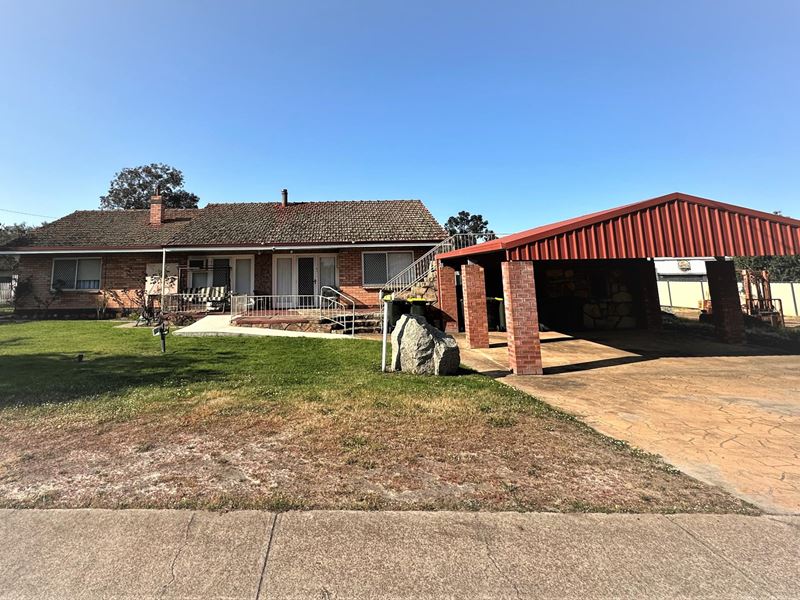 73 Blantyre Street, Katanning WA 6317