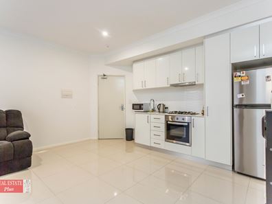 5/2A Wroxton Street, Midland WA 6056