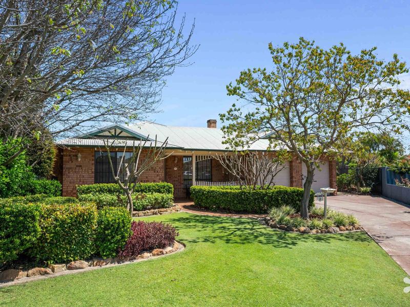 3 Jensen Court, Leeming WA 6149