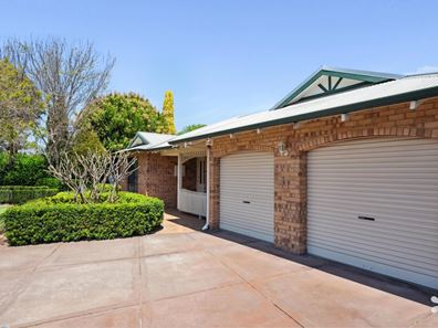 3 Jensen Court, Leeming WA 6149