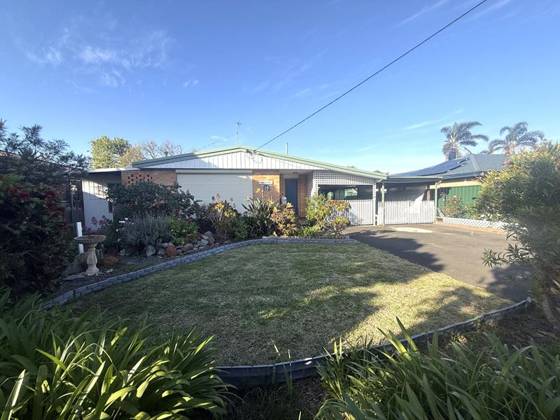 14 Cambridge  Crescent, East Bunbury WA 6230