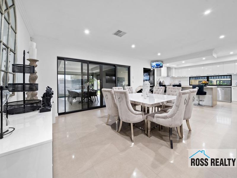 1 Sedano Glade, Landsdale
