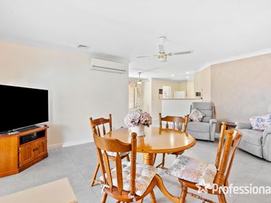 1/22 Quondong Street, Nollamara WA 6061