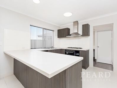 4 Plunkett Turn, Canning Vale WA 6155