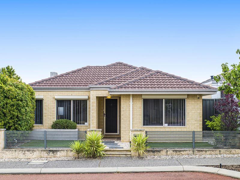 8 Zelena Terrace, Aveley