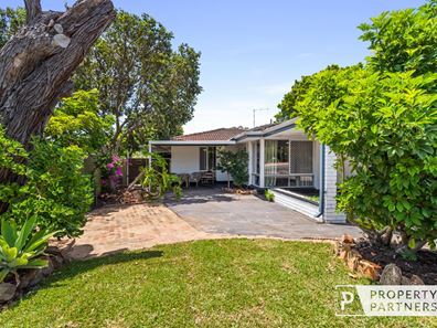 9 Waldorf Street, Carine WA 6020