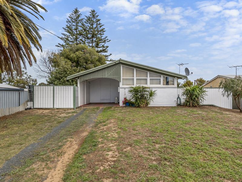 21 McCormick Street, Warnbro WA 6169