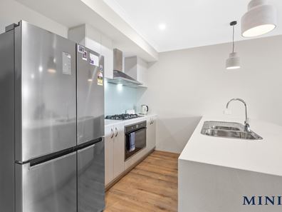 6 Encounter Road, Byford WA 6122