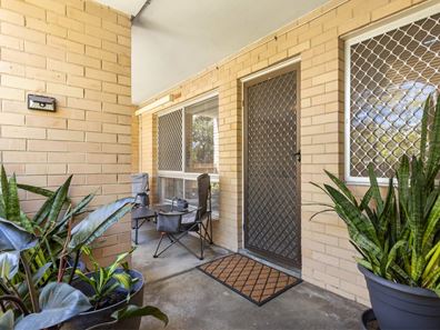 1/6 Wilson Crescent, Wembley Downs WA 6019