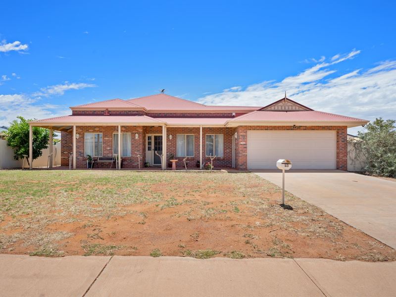 23 Smythe Drive, Broadwood WA 6430