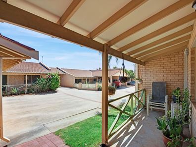 6/69 Railway Street, Bluff Point WA 6530