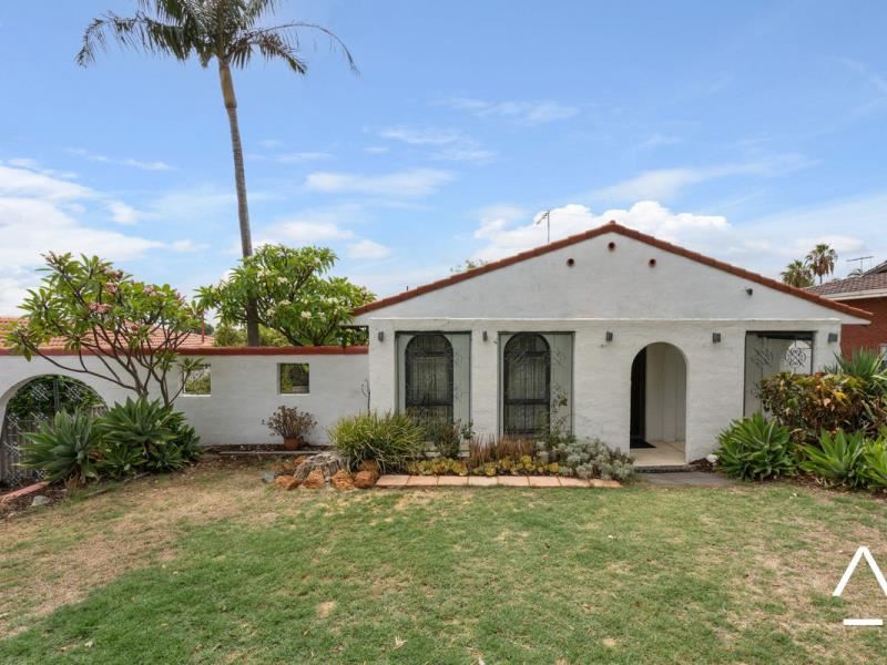 18 Cameron Way, Kardinya