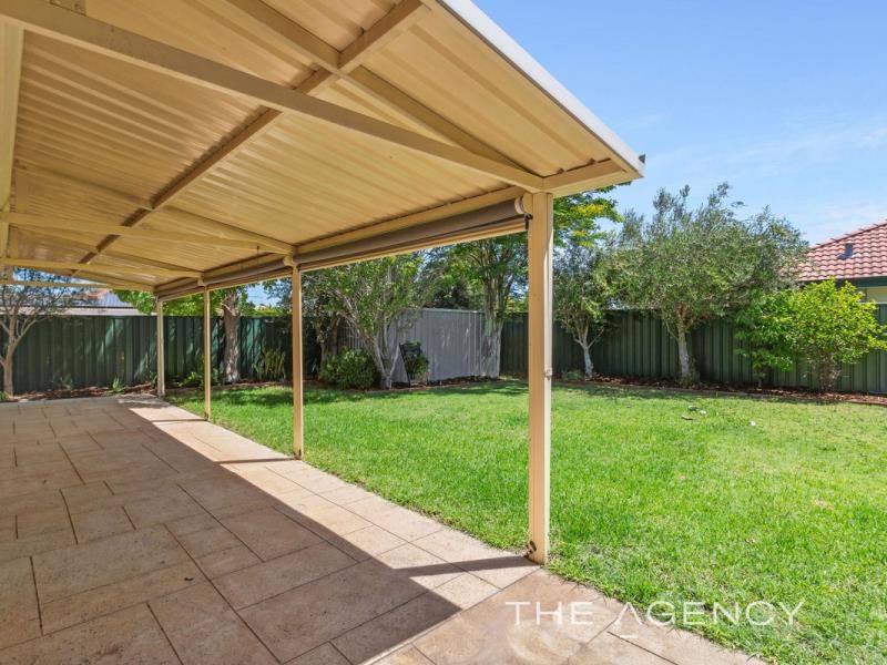 8 Nooyan Close, South Guildford WA 6055