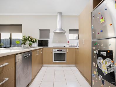 64 Mantaray Loop, Nickol WA 6714
