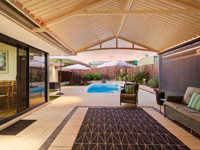 17 Buckhaven Court, Kingsley WA 6026