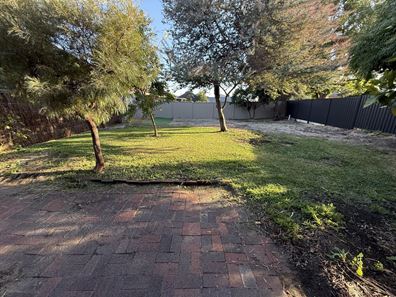 13A Wheyland Street, Willagee WA 6156