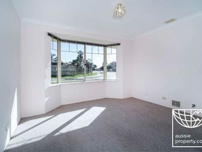 1 Southern Cross Circle, Ocean Reef WA 6027