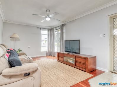 44 Waratah Drive, Camillo WA 6111