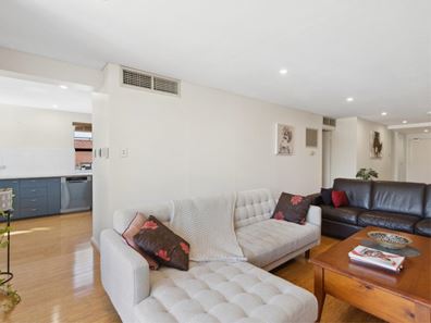 28/82 Royal Street, East Perth WA 6004