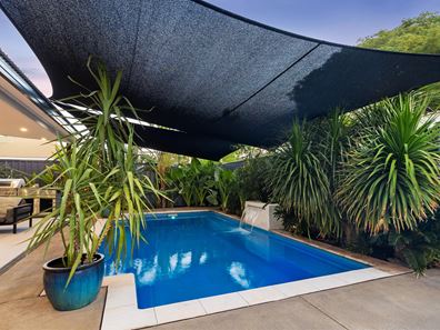21 Campbell Crescent, Baynton WA 6714