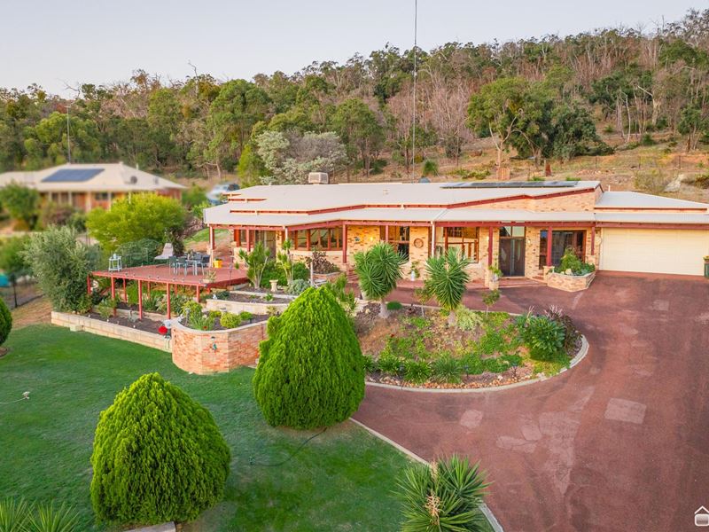 8 Ray Close, Byford WA 6122