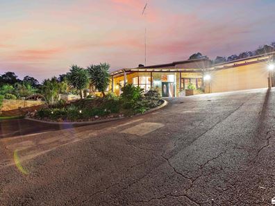 8 Ray Close, Byford WA 6122