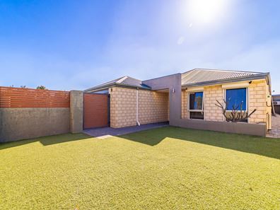13 Lennox Drive, Secret Harbour WA 6173