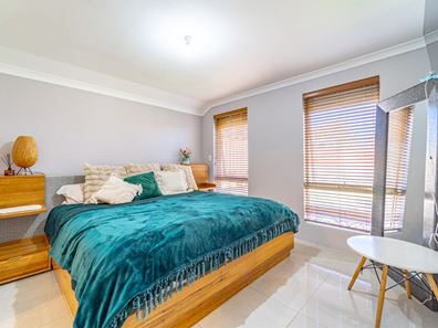 13 Lennox Drive, Secret Harbour WA 6173