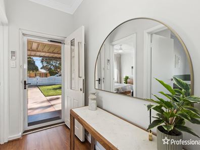 77 Kathleen Street, Bassendean WA 6054