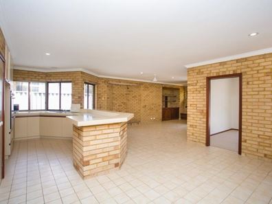 7 Barrett-Lennard, Winthrop WA 6150