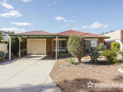 10 Bradford Place, Marangaroo WA 6064