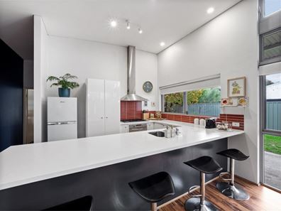 11 Sandalwood Drive, Margaret River WA 6285
