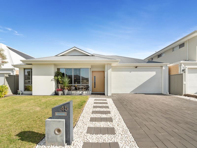 45 Winmalee Crescent, Caversham WA 6055