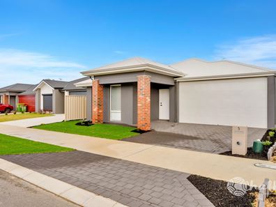 5 Windsor Way, Waikiki WA 6169