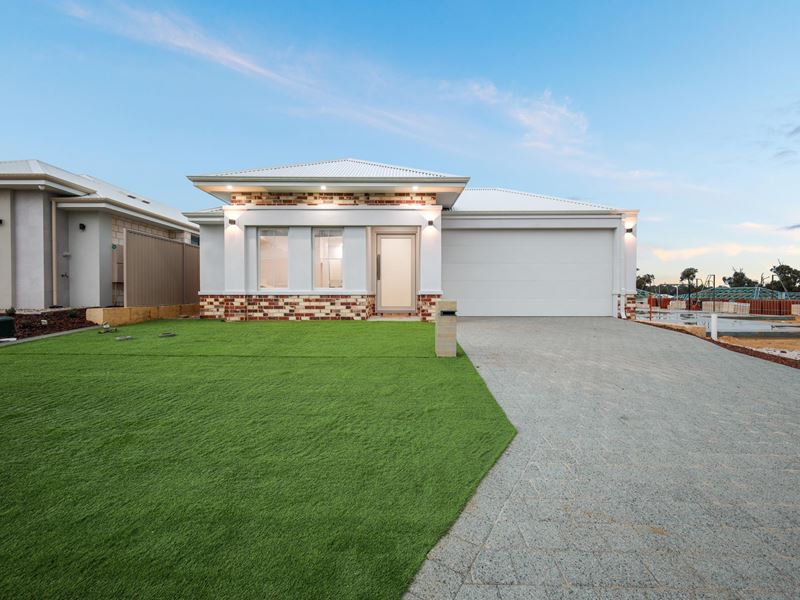 19 Mcmillan Road, Mandogalup WA 6167
