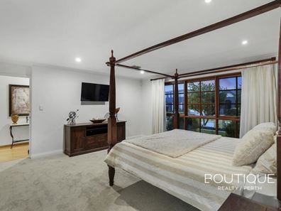 21 Veronica Parkway, Stirling WA 6021