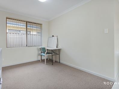 27 Dundatha Dr, Byford WA 6122