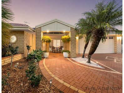 4 Grevillea Place, Canning Vale WA 6155