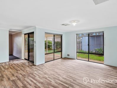 10A Koolyanga Place, Greenfields WA 6210
