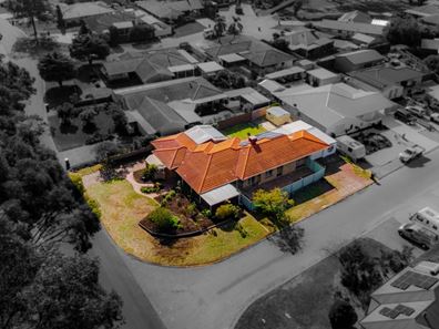 34 Leyburn Drive, Halls Head WA 6210