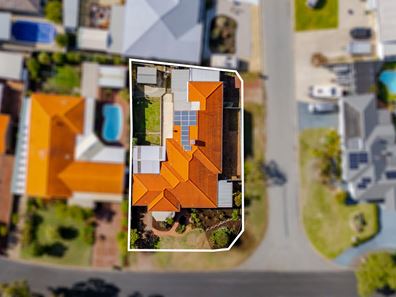 34 Leyburn Drive, Halls Head WA 6210