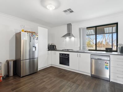 4 Paluma Grove, Yanchep WA 6035