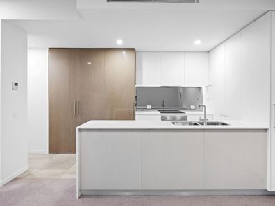 411/8 Moreau Parade, East Perth WA 6004