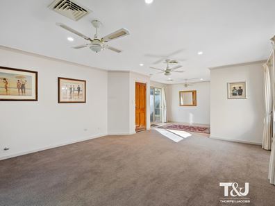 232A Grand Promenade, Doubleview WA 6018