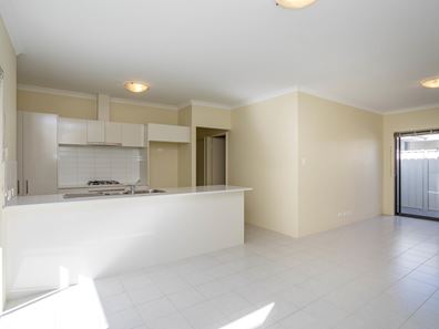 5/18 Gowrie Approach, Canning Vale WA 6155